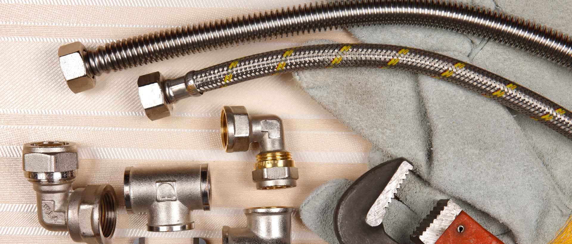 Emergency plumbers RM3